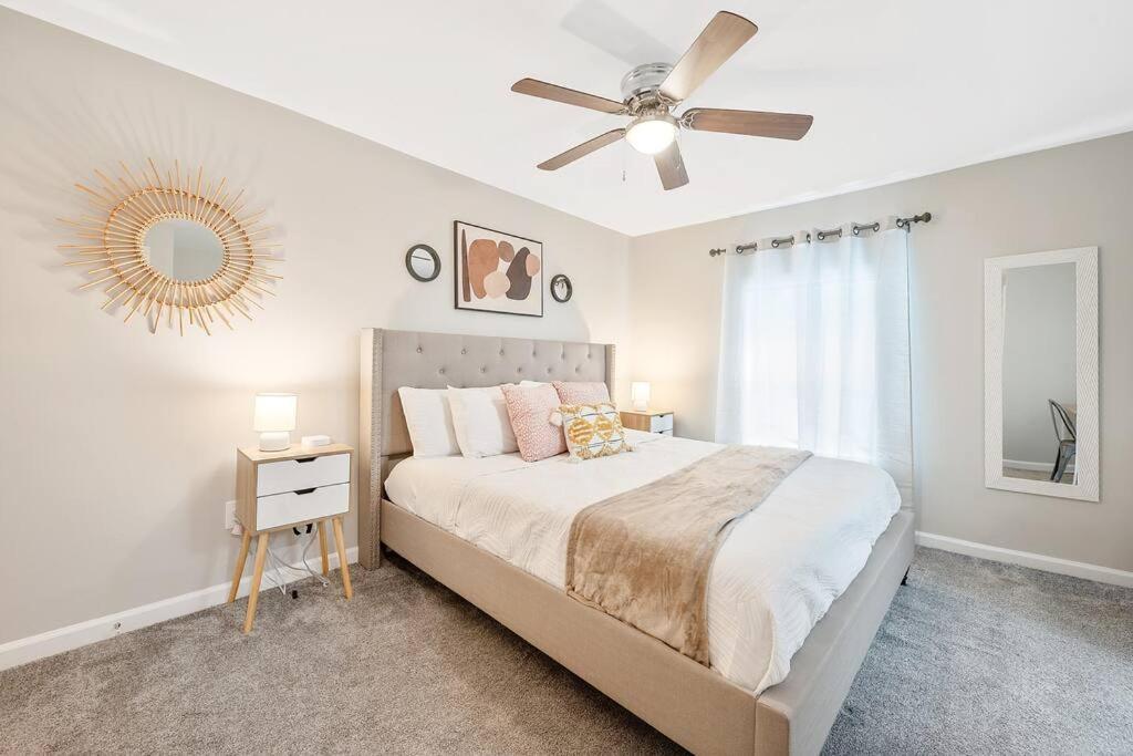 Appartement * Lux Modern Retreat * Downtown * King Beds * à Durham Extérieur photo