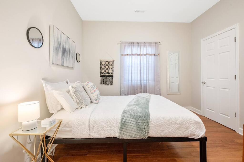 Appartement * Lux Modern Retreat * Downtown * King Beds * à Durham Extérieur photo